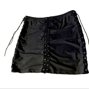 Super Cute Black Mini Skirt